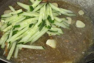 吃瓜粉可以,网络时代的娱乐追星现象解析